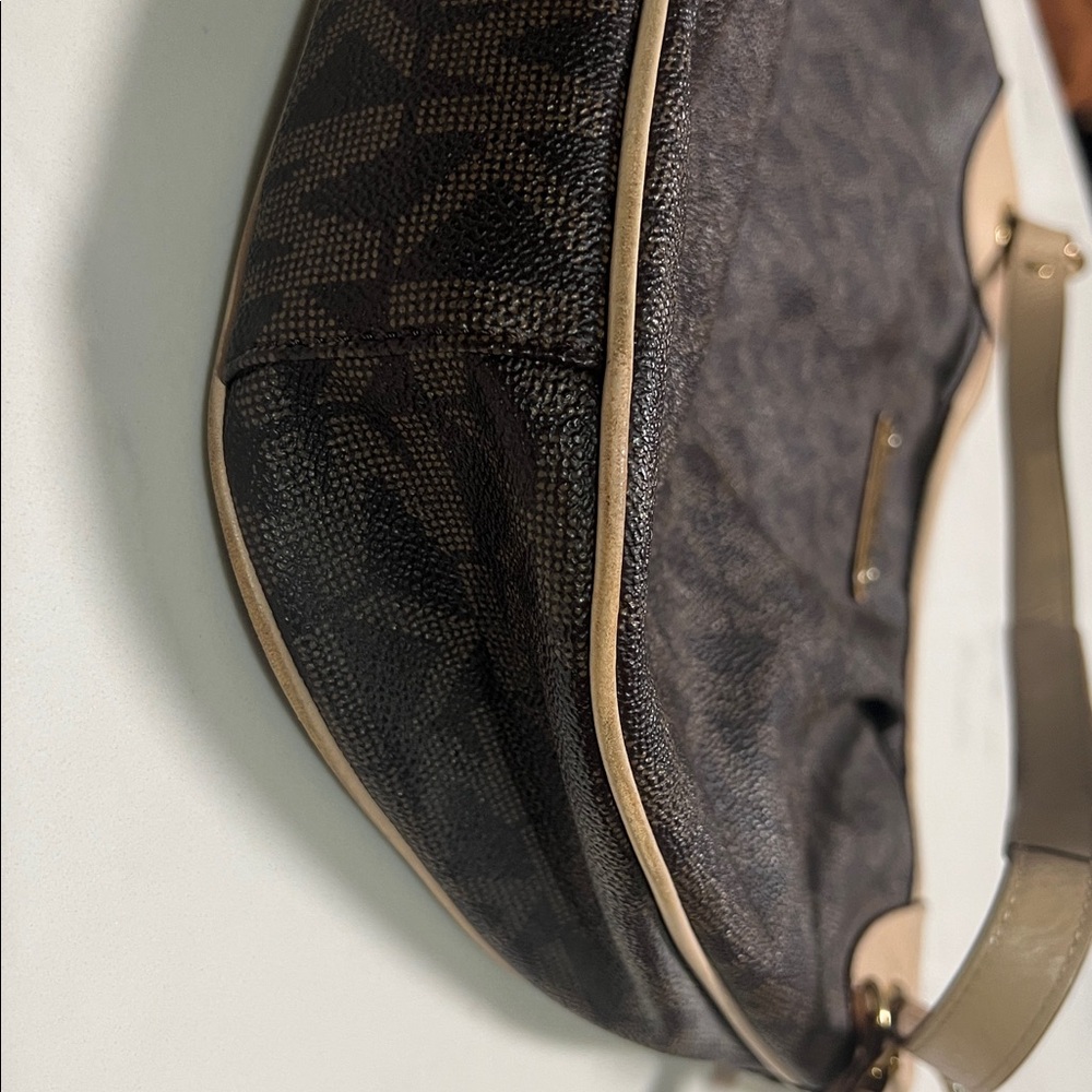 Michael Kors Brown & Beige MK Signature Hobo Shoulder Bag - Picture 5 of 8